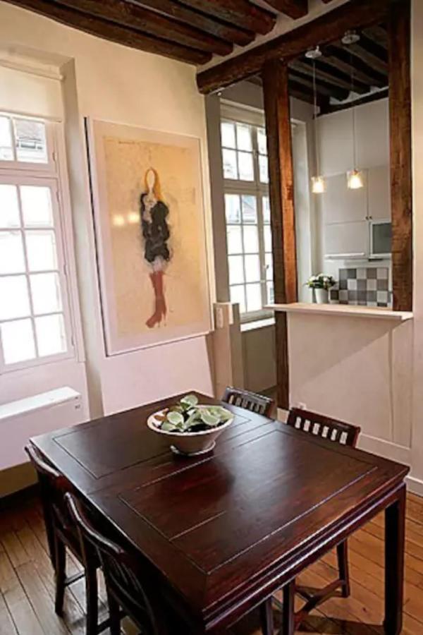 Charming Cosy Triplex In Trendy Marais Apartment Paris Exterior photo